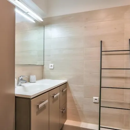 Appartamento Bel Au Coeur Du 8eme Arrondissement